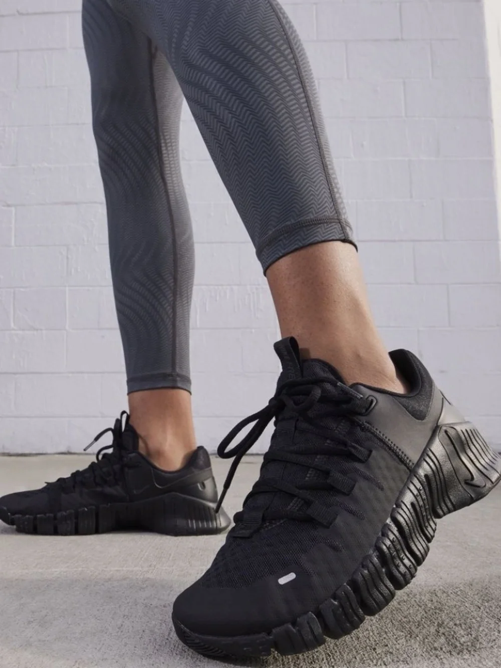 BRAND NEW Nike 